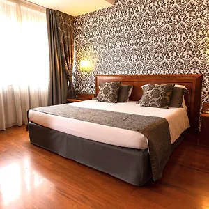 4* Hotel Palace